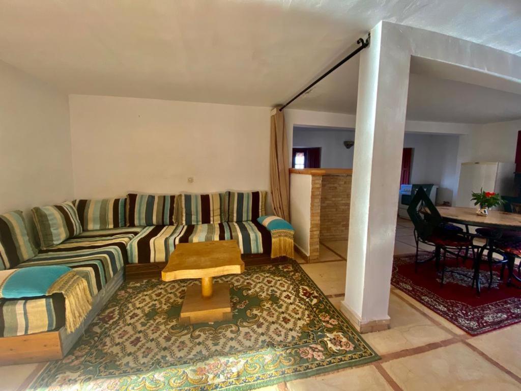 Relais Esmeralda Lalla Takerkoust Luaran gambar